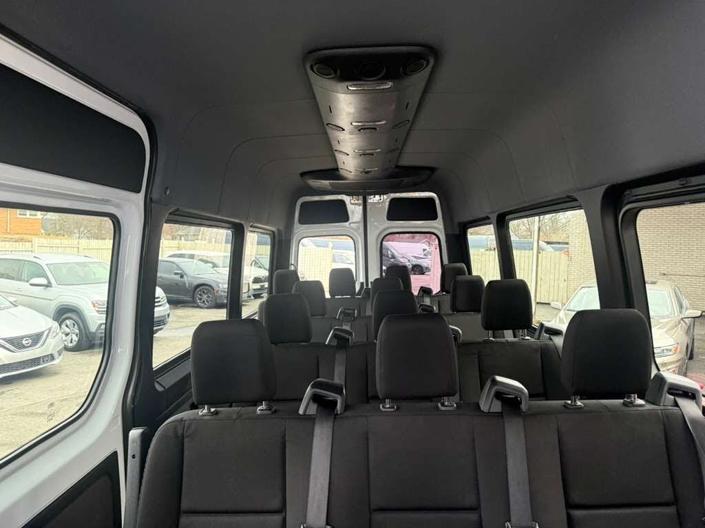 2025 Mercedes Benz Sprinter 2500