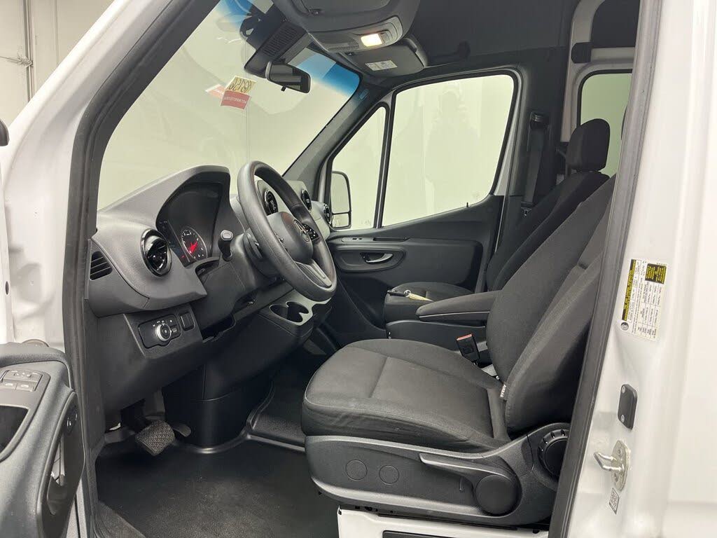 2024 Mercedes Benz Sprinter 2500