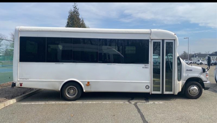 2018 Ford E-450 Shuttle Bus