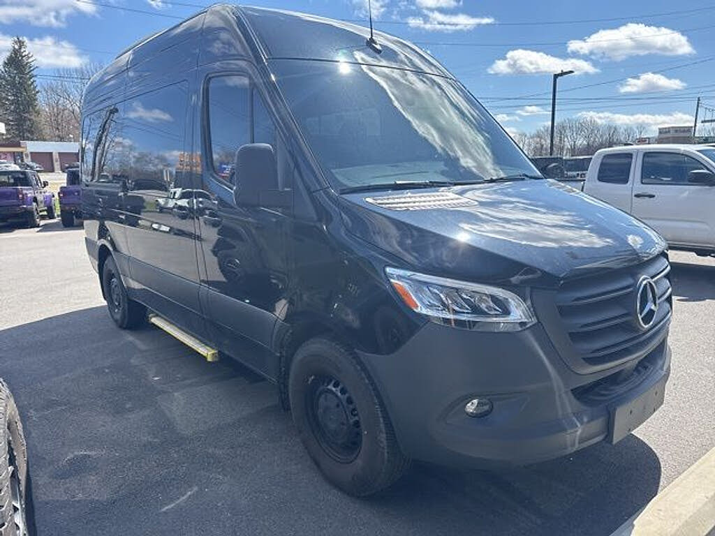 2025 Mercedes Benz Sprinter 2500