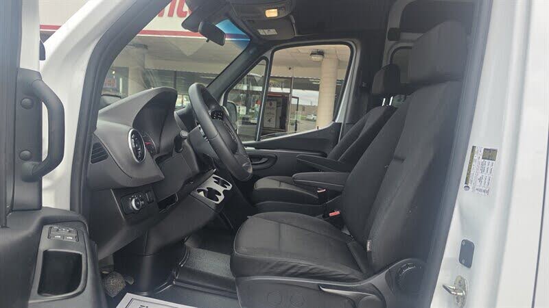 2025 Mercedes Benz Sprinter 2500