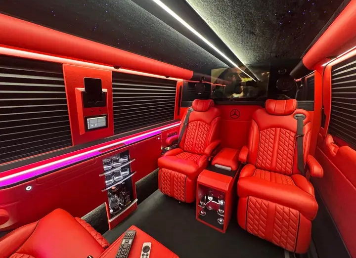2025 Mercedes Benz Sprinter