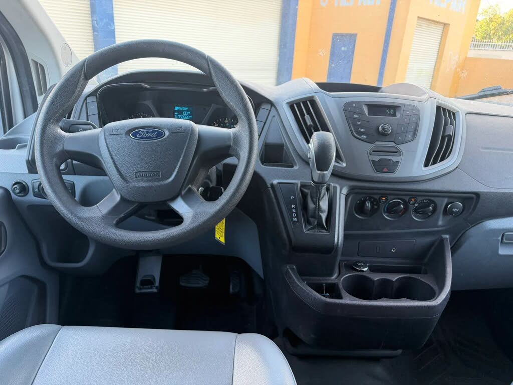 2015 Ford Transit Passenger 350 XL Medium Roof