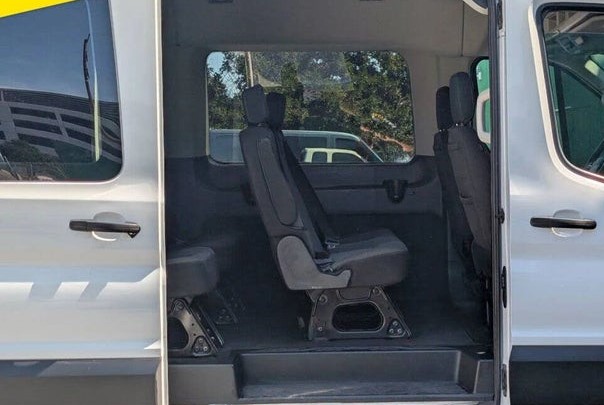 2020 Ford Transit Passenger 350 XLT Medium Roof