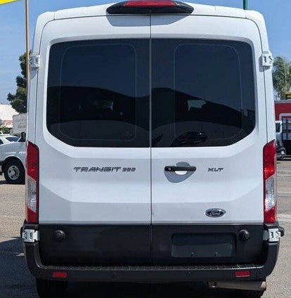 2020 Ford Transit Passenger 350 XLT Medium Roof