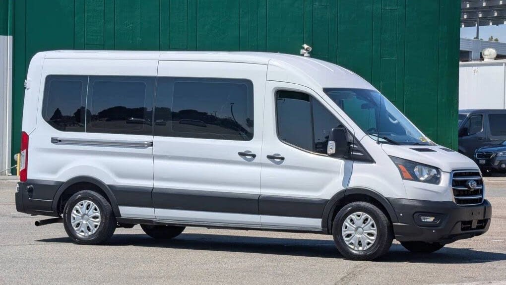 2020 Ford Transit Passenger 350 XLT Medium Roof