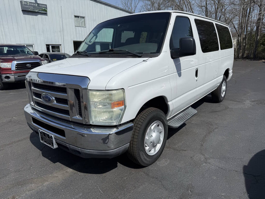 2008 Ford E-Series E-350 XLT Super Duty Passenger Van