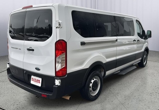 2021 Ford Transit Passenger 350 XL Low Roof LB RWD