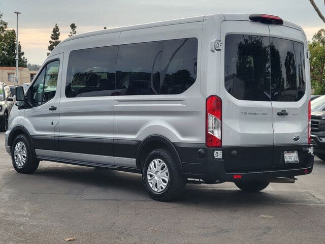 2024 Ford Transit Passenger 350 XLT Medium Roof