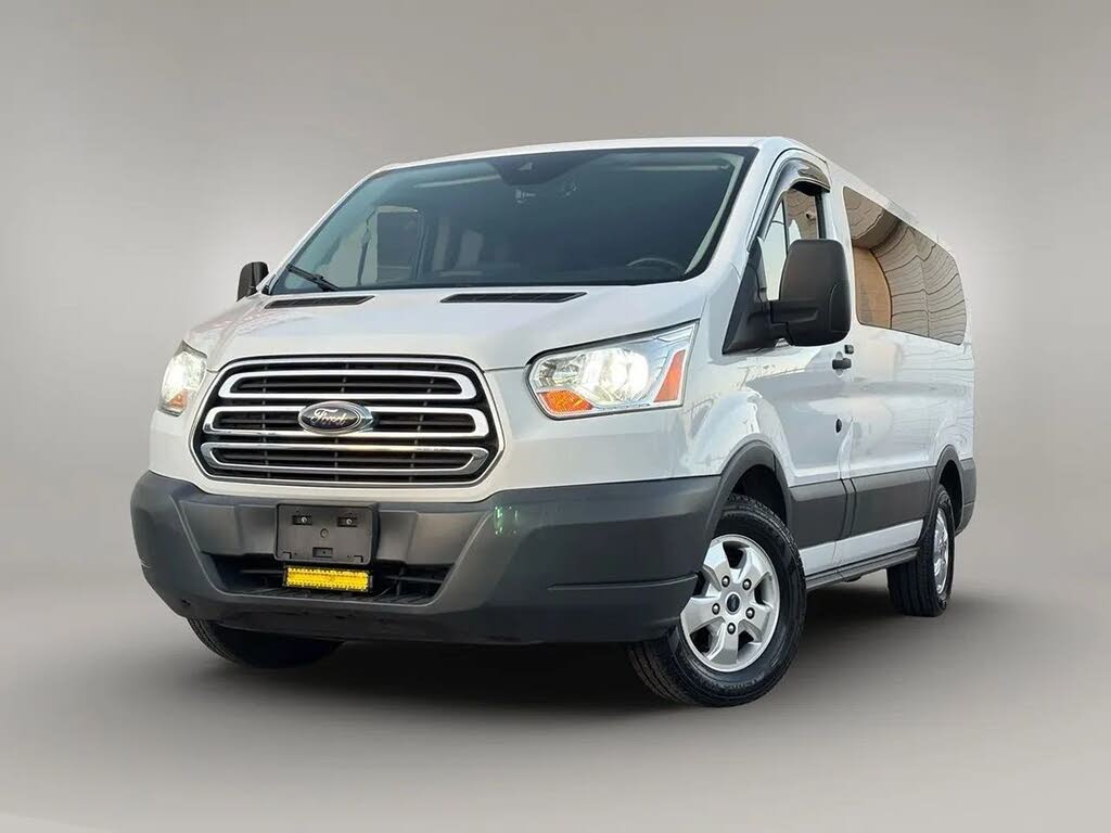 2018 Ford Transit Passenger 150 XLT Low Roof RWD