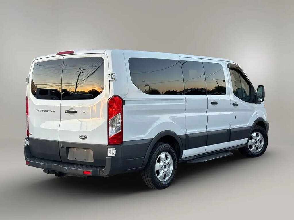 2018 Ford Transit Passenger 150 XLT Low Roof RWD