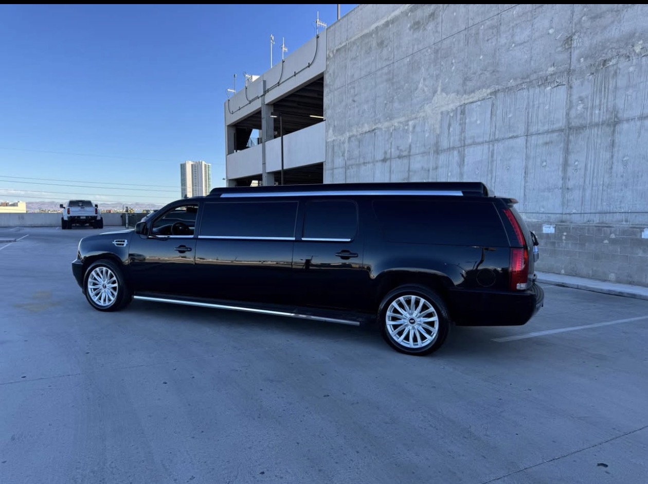 2013 Suburban Escalade Stretch Limo | 8-Passenger Executive SUV