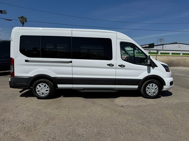 2023 Ford Transit Passenger 350 XLT Medium Roof