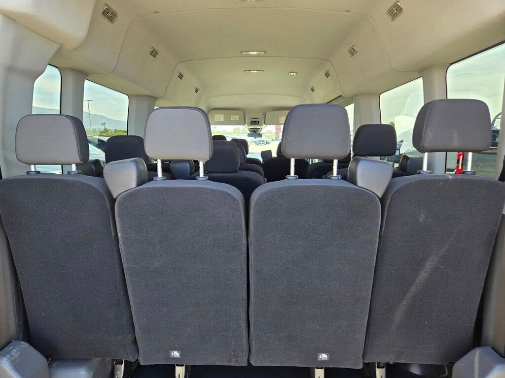 2022 Ford Transit Passenger 350 XLT Medium Roof