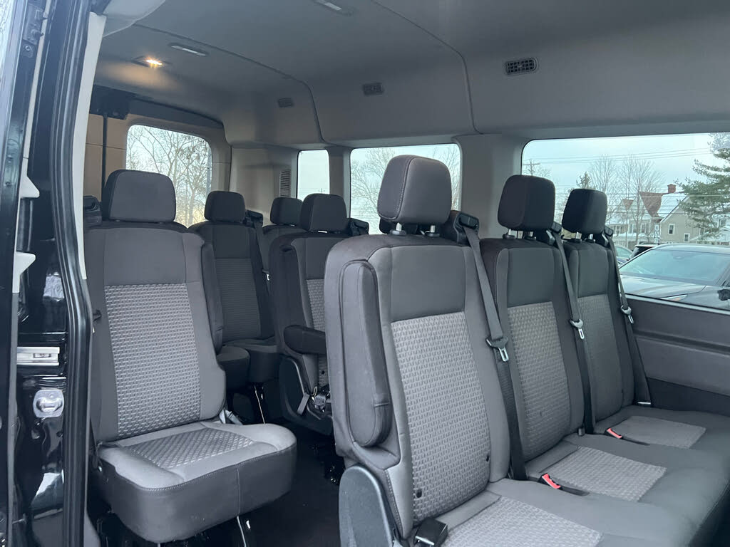 2024 Ford Transit Passenger 350 XLT Medium Roof LB RWD