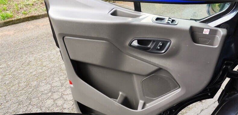 2020 Ford Transit Passenger 350 XLT Medium Roof