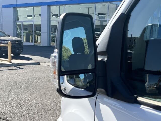 2023 Ford Transit Passenger 350 XLT Medium Roof