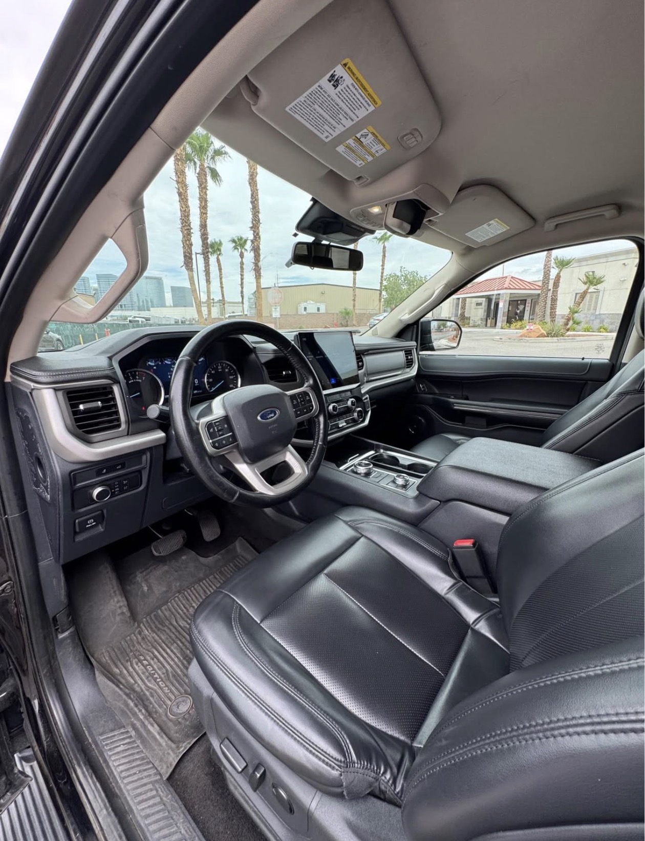 Like-New 2022 Expedition Max XLT 4WD – Fully Loaded Black Beast