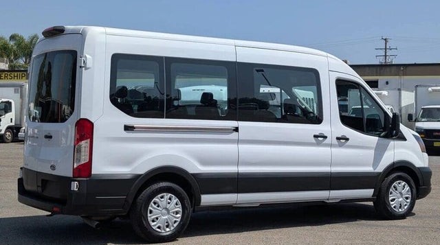 2022 Ford Transit Passenger 350 XL