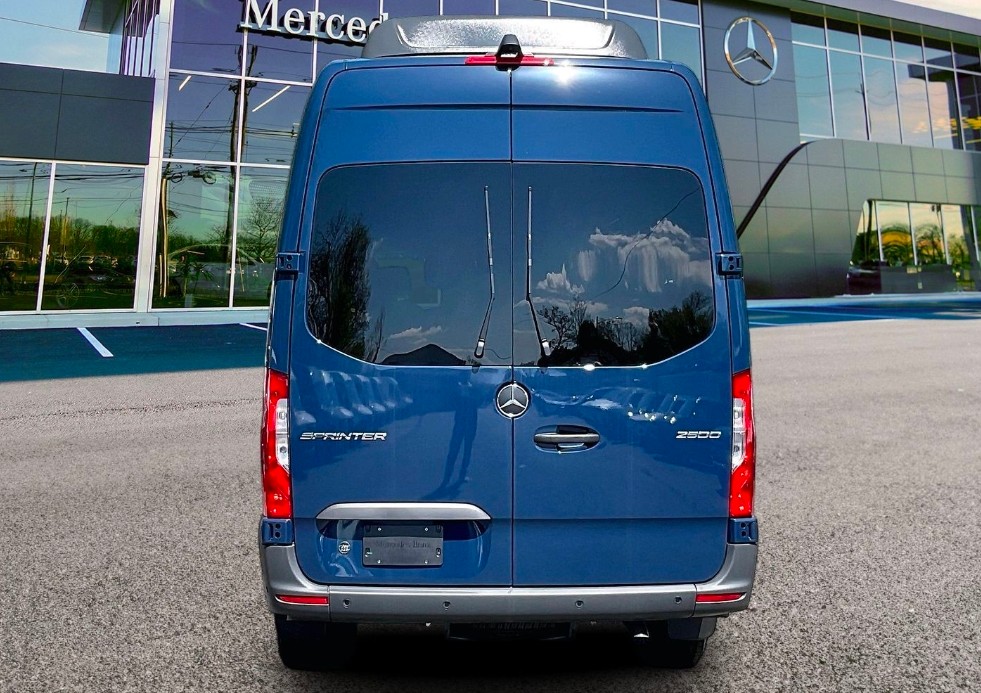 2025 Mercedes Benz Sprinter 2500
