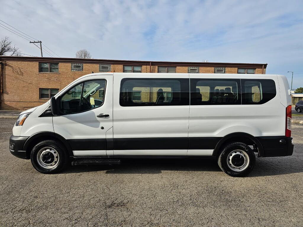 2020 Ford Transit Passenger 350 XLT Low Roof LWB RWD