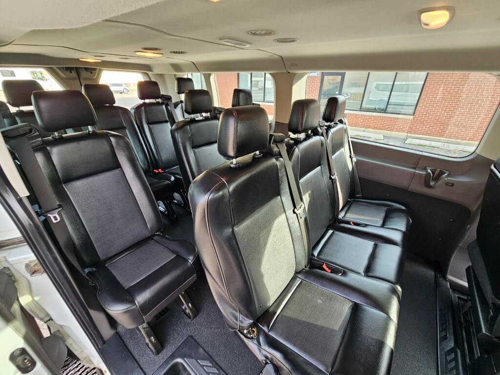 2020 Ford Transit Passenger 350 XLT Low Roof LWB RWD