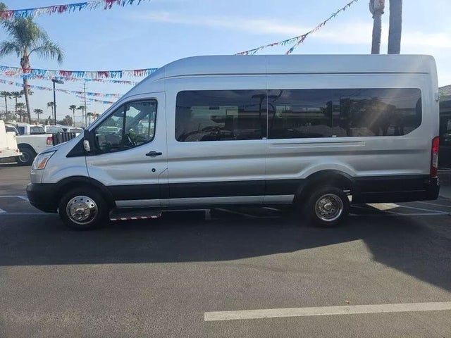2016 Ford Transit Passenger 350 HD XLT Extended High Roof