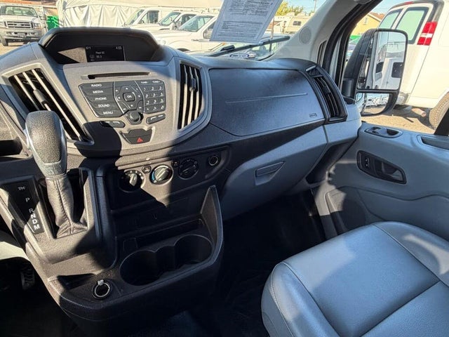 2017 Ford Transit Passenger  350 XL Medium Roof