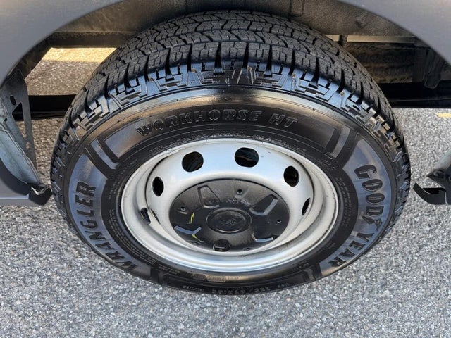 2017 Ford Transit Passenger  350 XL Medium Roof