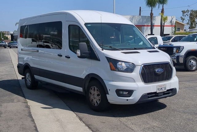 2024 Ford Transit Passenger 350 XLT Medium Roof