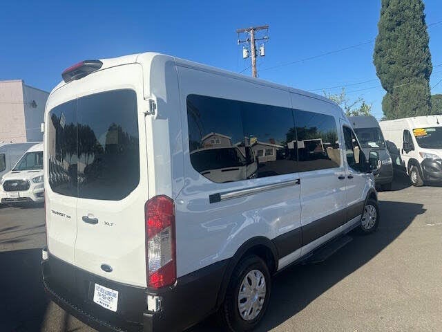 2023 Ford Transit Passenger 350 XLT Medium Roof