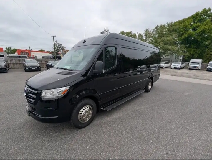 2022 Mercedes Benz Sprinter