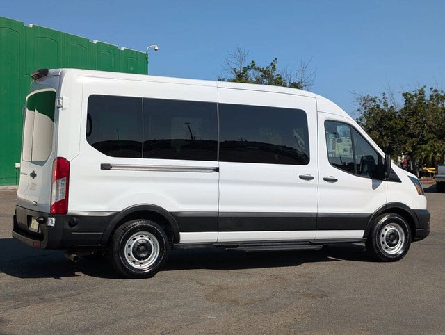 2024 Ford Transit Passenger 350 XL Medium Roof