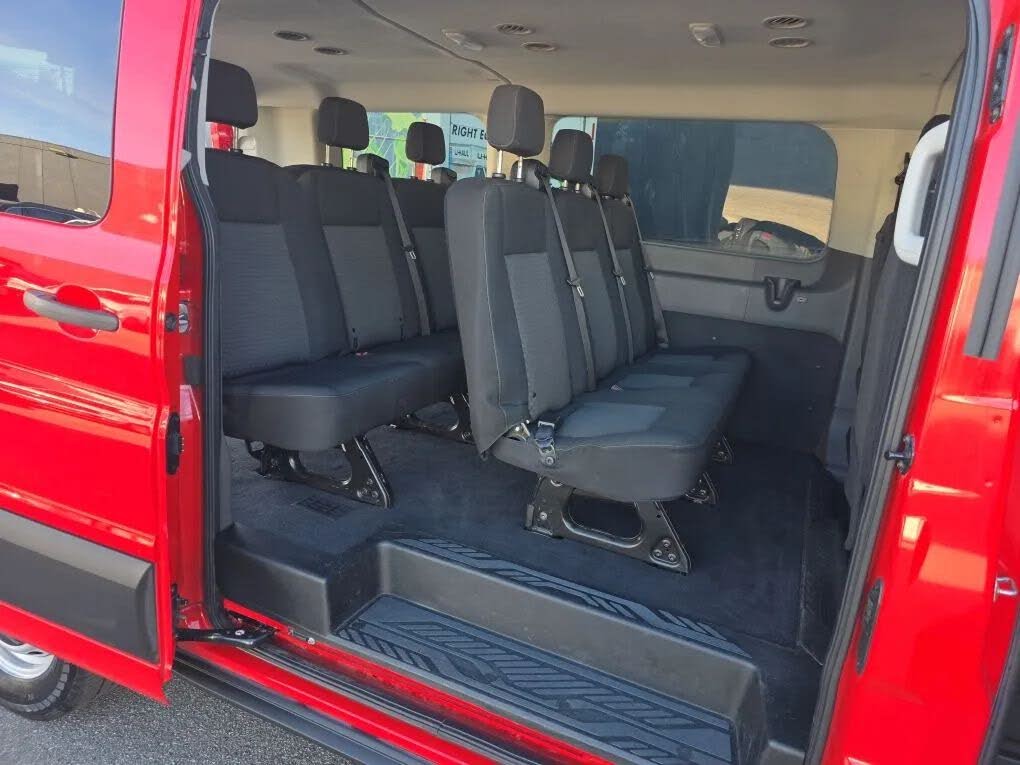 2020 Ford Transit Passenger 150 XL