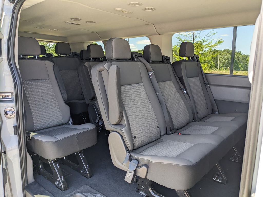 2023 Ford Transit Passenger 350 XLT