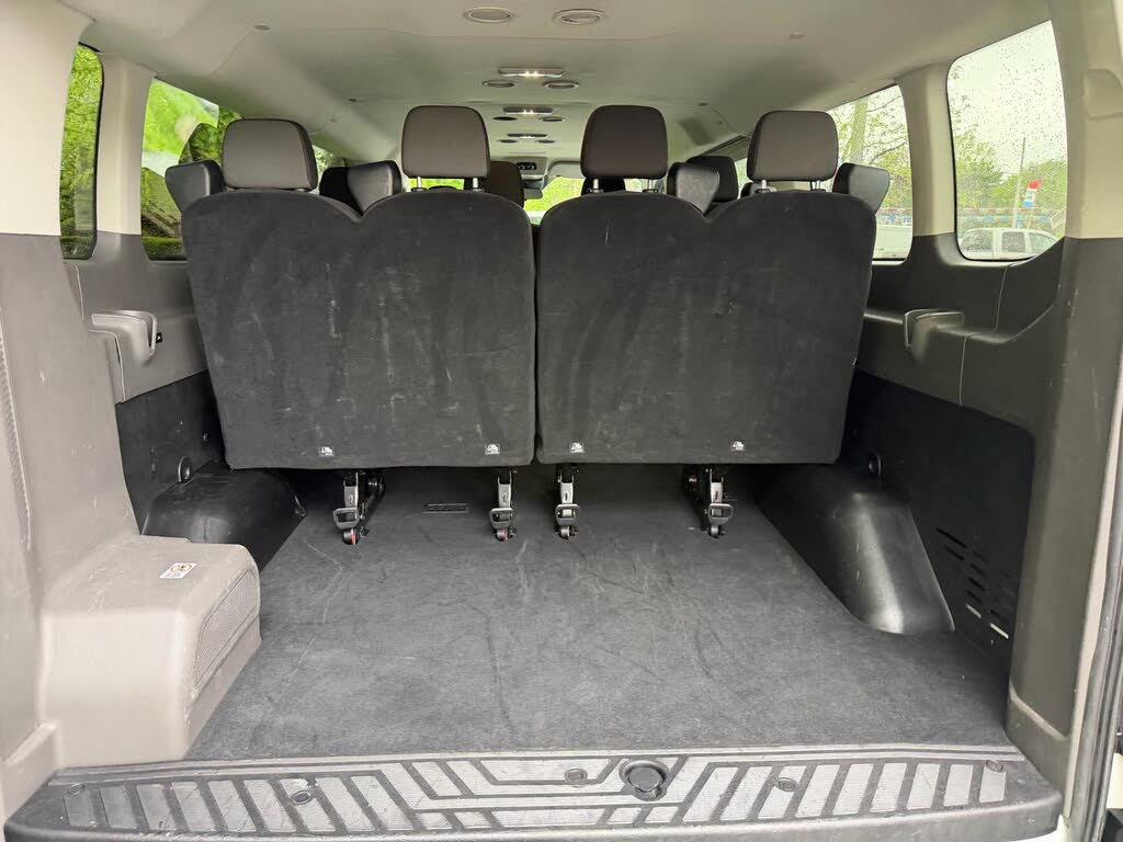 2023 Ford Transit Passenger 350 XLT