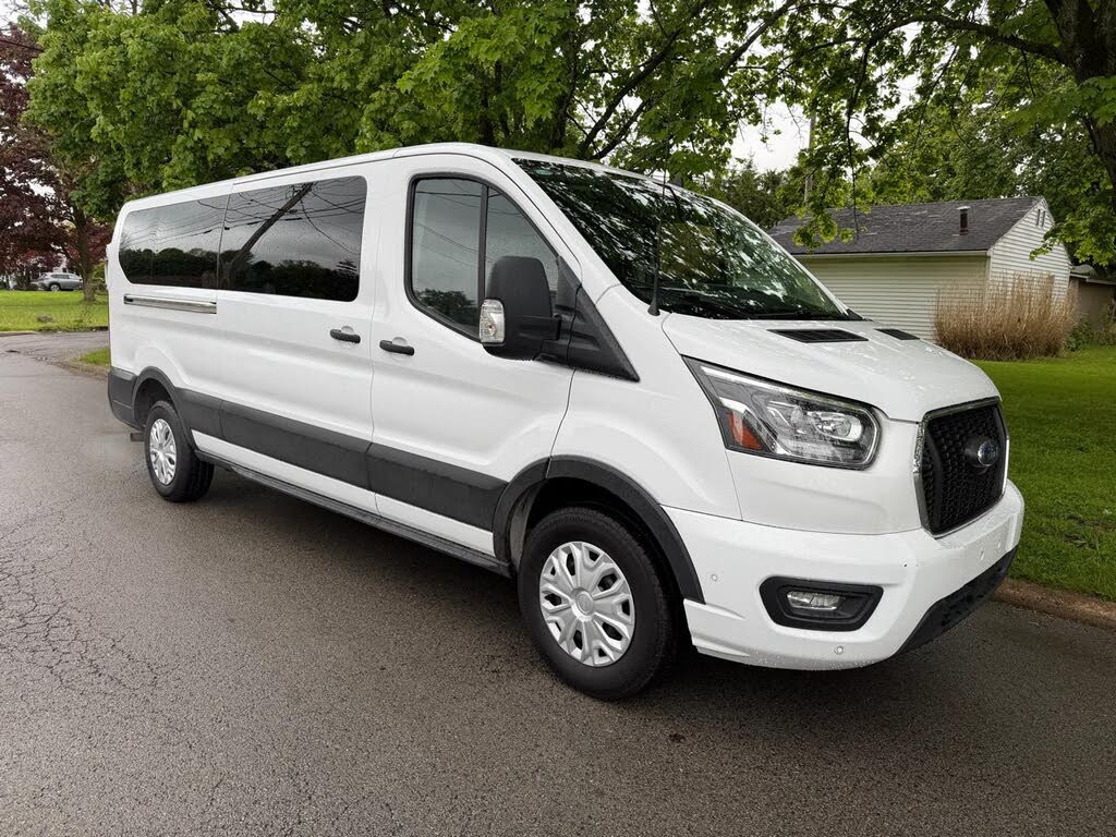2023 Ford Transit Passenger 350 XLT