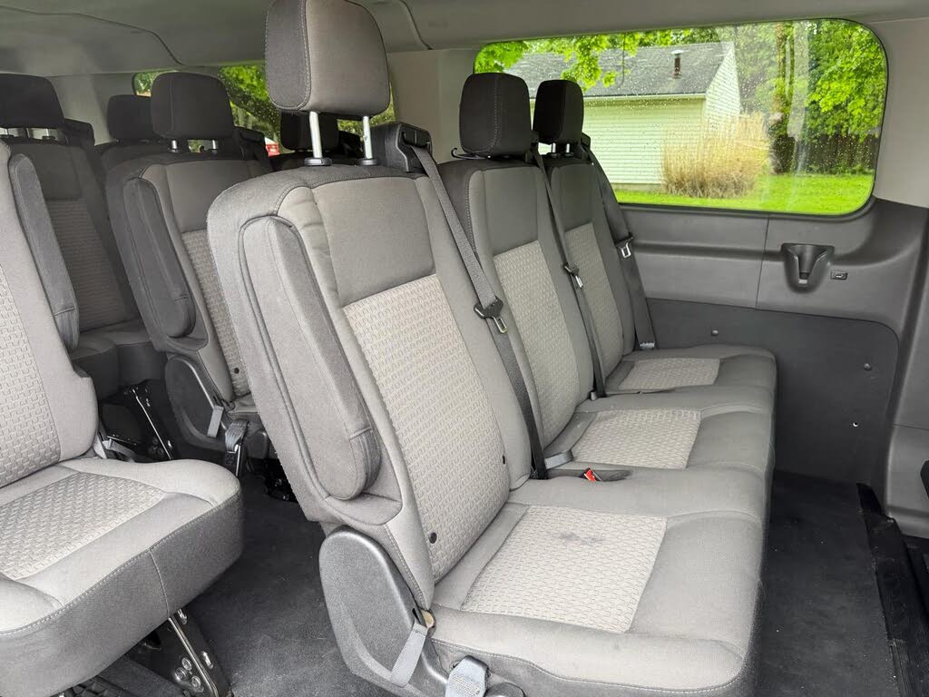 2023 Ford Transit Passenger 350 XLT