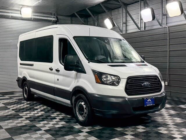 2018 Ford Transit Passenger 350 XL Medium Roof