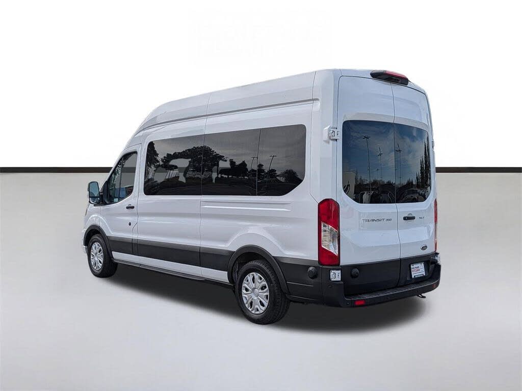 2024 Ford Transit Passenger 350 XLT