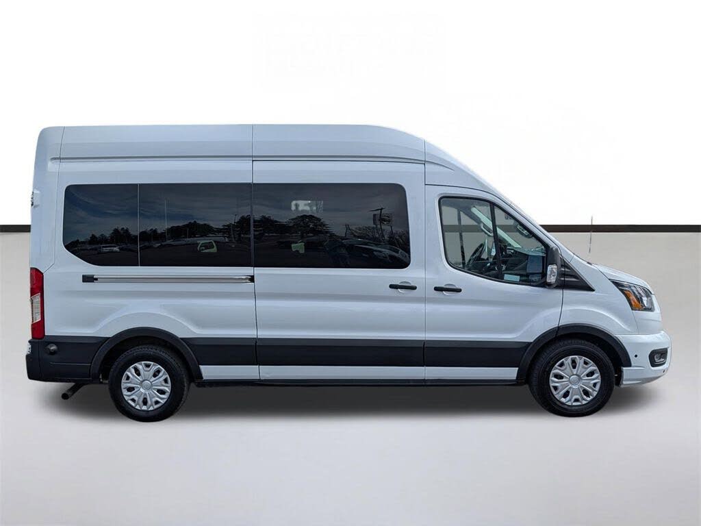 2024 Ford Transit Passenger 350 XLT