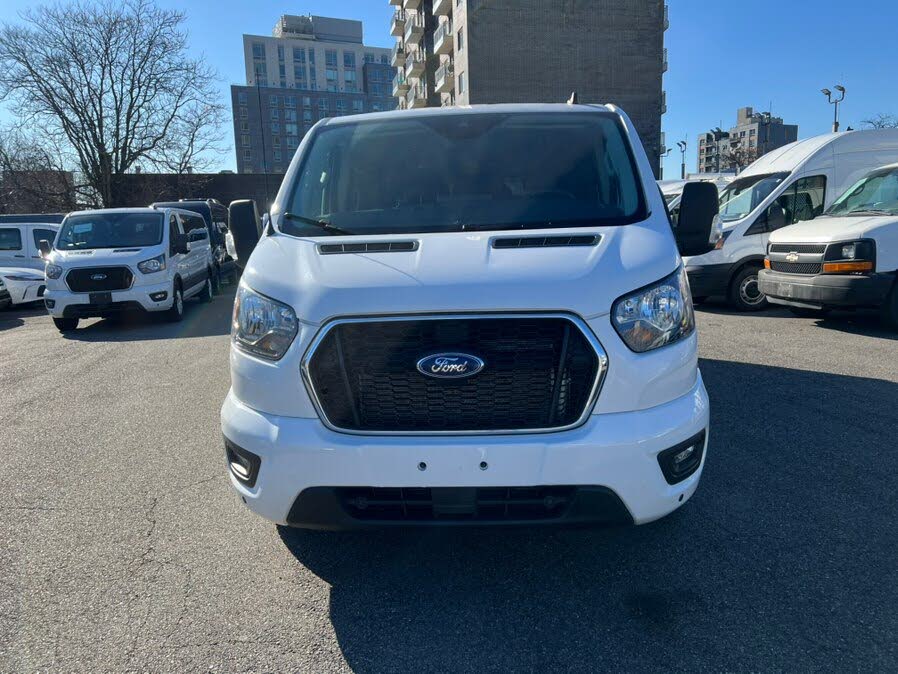 2024 Ford Transit Passenger 350 XLT