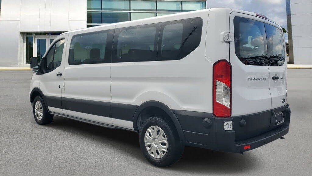 2024 Ford Transit Passenger 350 XLT