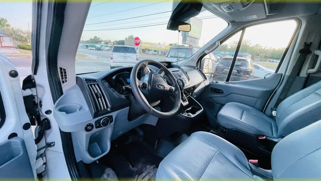 2019 Ford Transit Passenger 350 XL