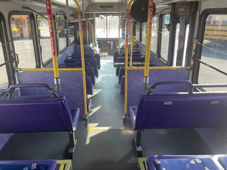 2006 Gillig Low Floor Bus – Reliable ADA Transit Vehicle