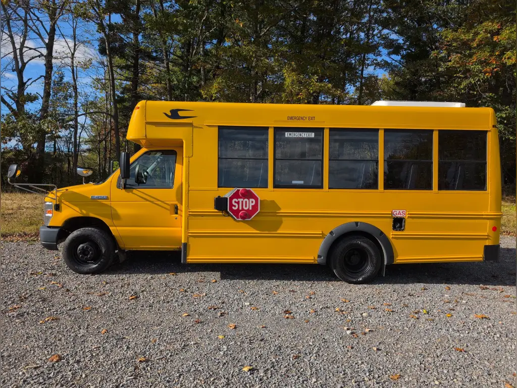 2019 Ford Micro Bird School Bus with V10 Engine