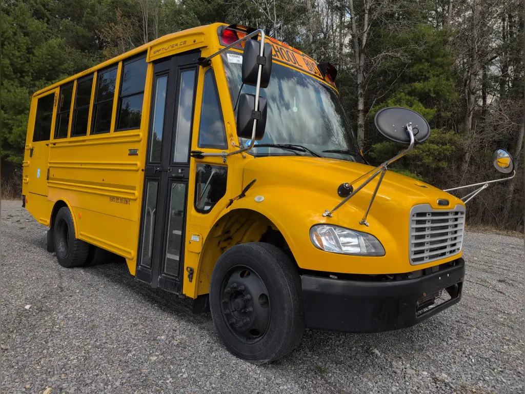 Spacious 2019 Thomas Bus Built for School