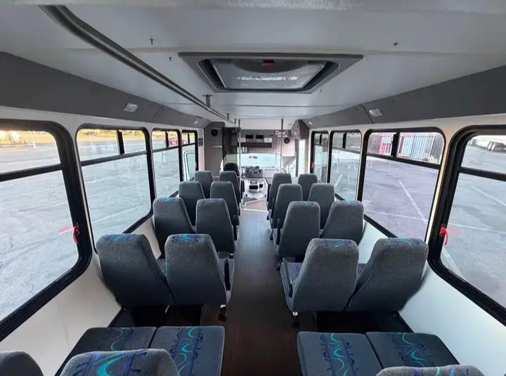 2019 Ford E-450 Shuttle Bus