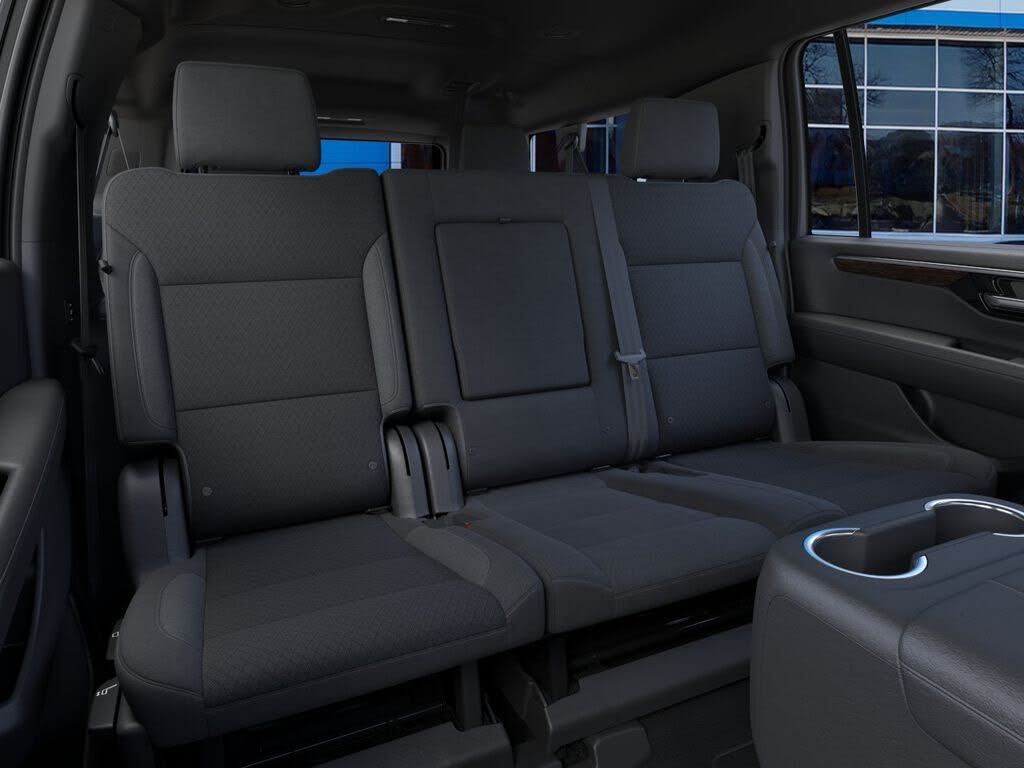 2026 Chevrolet Suburban LS 4WD – New 355 HP SUV