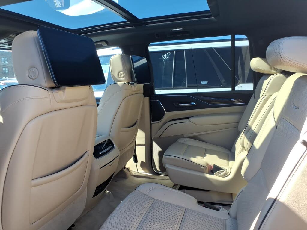 2021 Cadillac Escalade ESV